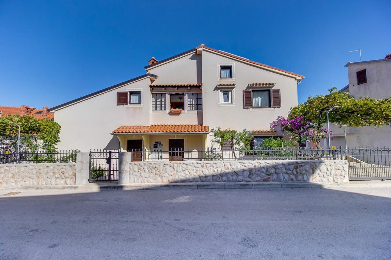 Apartments With A Parking Space Mali Lošinj Esterno foto